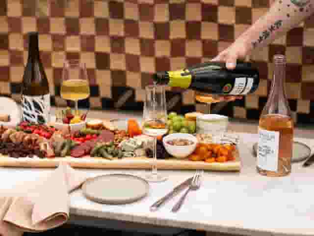 THE ITALIANS - Wine Food