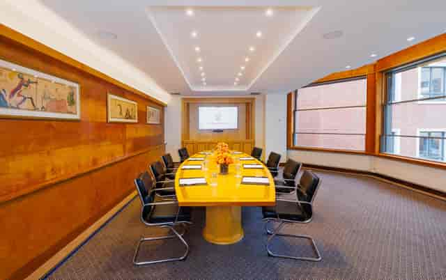 The Lansdowne Club - image 2