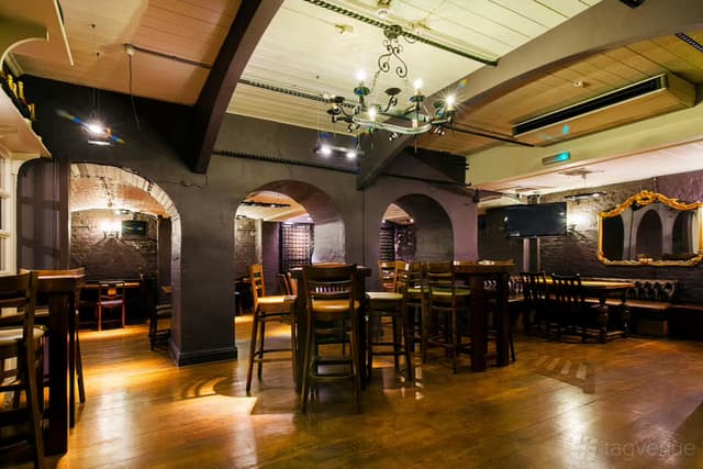 The Kings Head (UK)