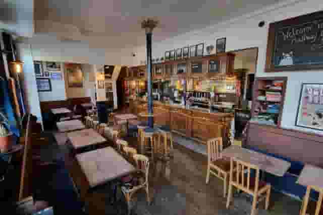 Great Northern Railway Tavern