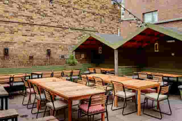 Great Northern Railway Tavern