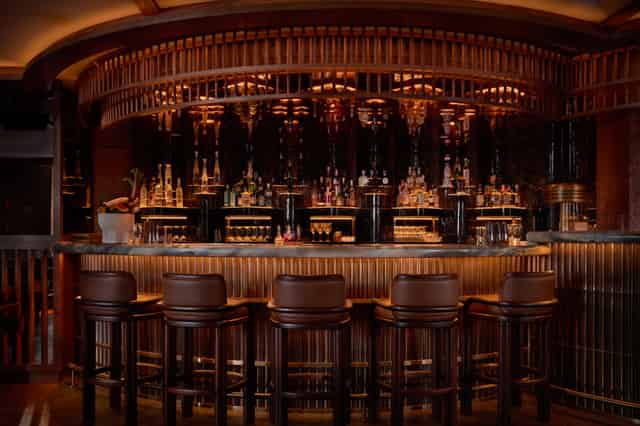 Lounge Bar