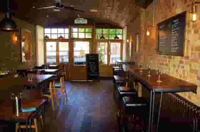 Le Bar a Vin