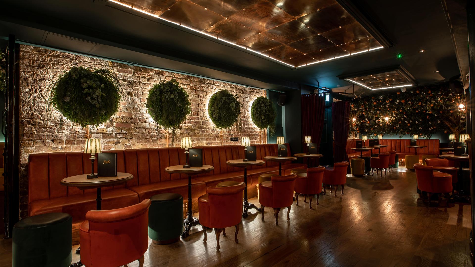 Sip City Lounge - image 1