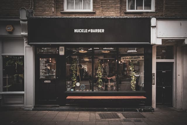 Huckle Barbershop - Old Street