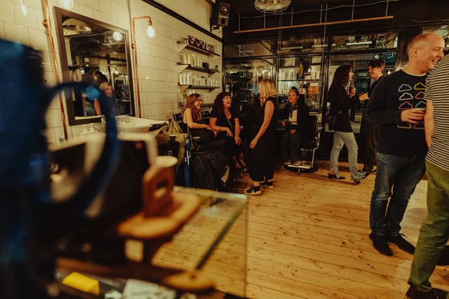 Huckle Barbershop - Old Street