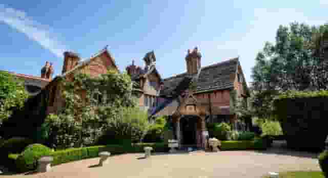 Langshott Manor