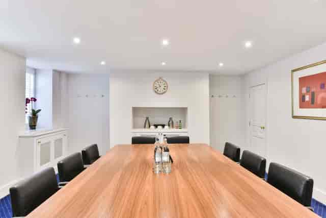 23 Berkeley Square - image 2