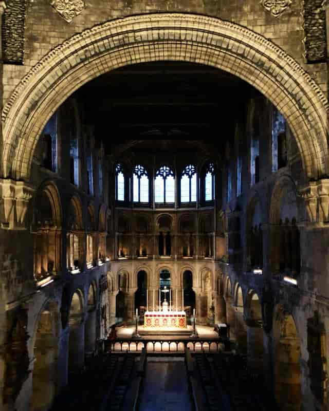 St Bartholomew the Great - image 3