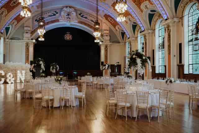 Stockport Town Hall - image 3