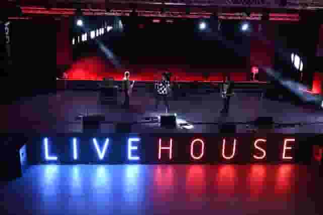 LIVEHOUSE