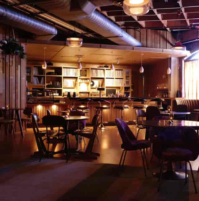 The Hatch Club: warm, sophisticated lounge venue for VIP receptions and networking events.
