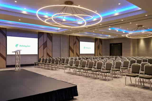 Holiday Inn Bloomsbury - image 3