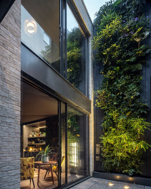 Mug House