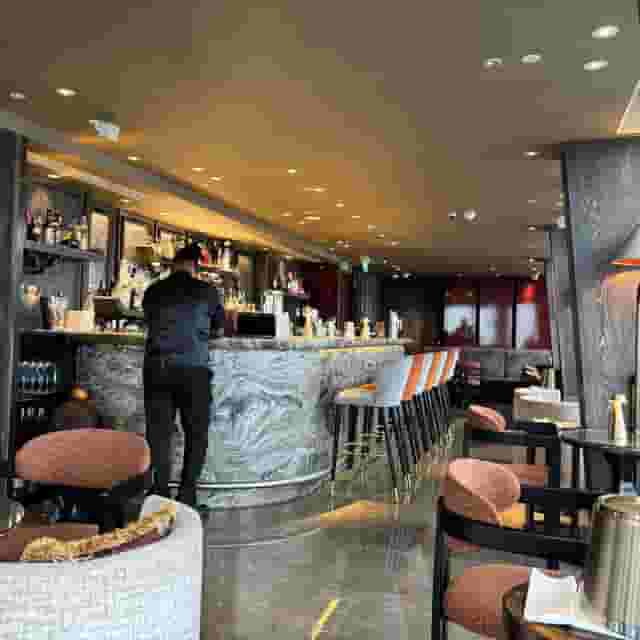 GŎNG Bar