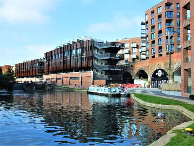Hawley Wharf Bar + Kitchen