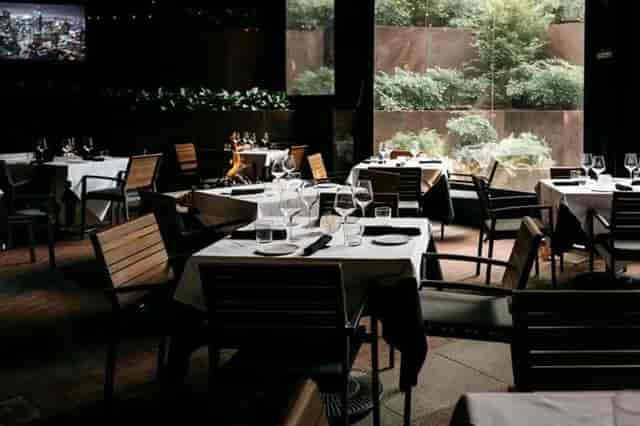 Bob's Steak & Chop House - image 3