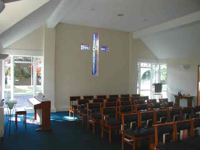 Banstead United Reformed Church - image 2