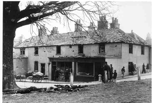Mansel Road Centre - image 2