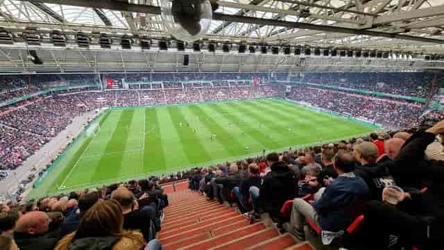Philips Stadion - image 2