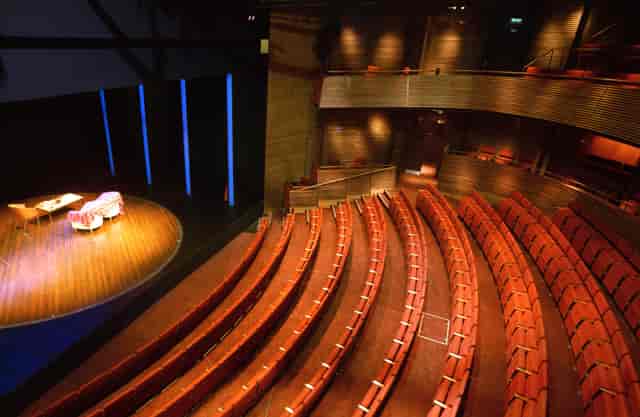Hampstead Theatre - image 3