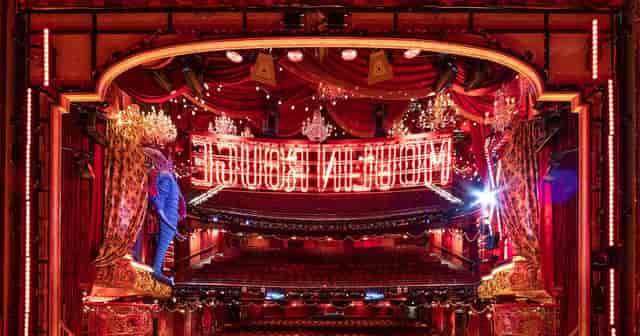 Piccadilly Theatre - image 2