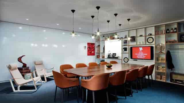 CitizenM Tower of London Hotel - image 3