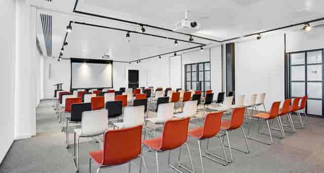 Radisson RED Glasgow - image 3