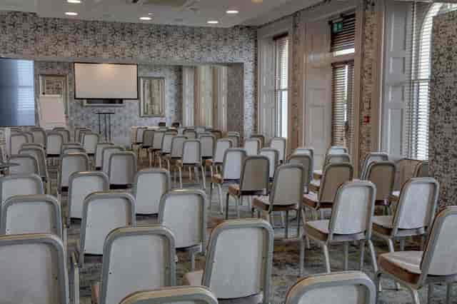 Dover Marina Hotel & Spa, Tapestry Collection by Hilton - image 3