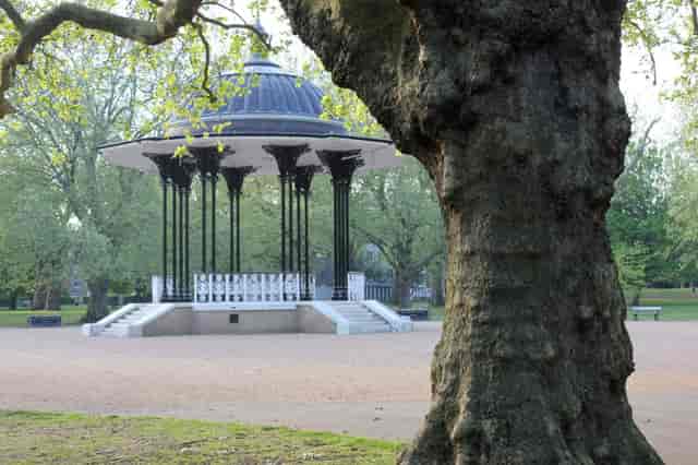 Southwark Park Bandstand - image 3