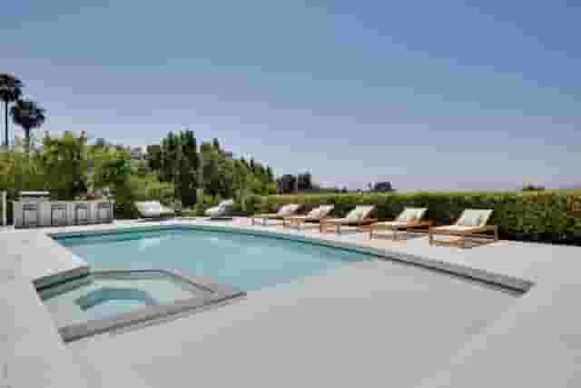 Fulham Beach Club