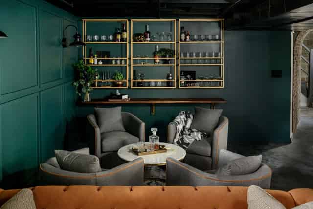Bar and Lobby