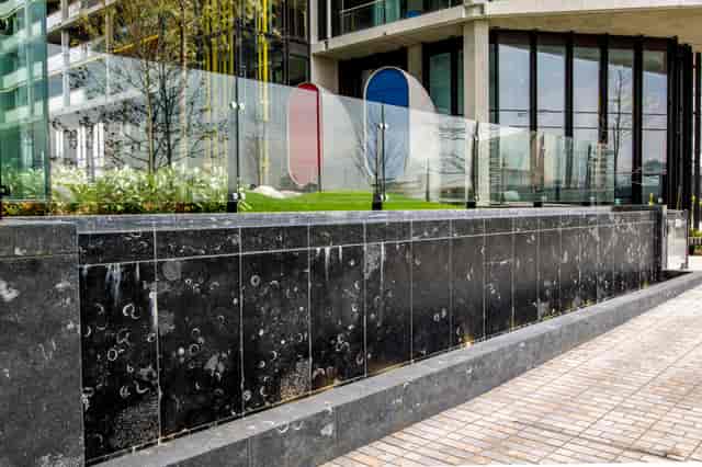Riverlight Piazza - image 2