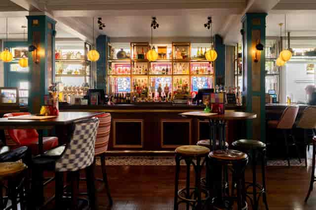 The King's Head - image 2