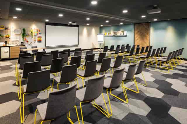 Novotel London Tower Bridge - image 2