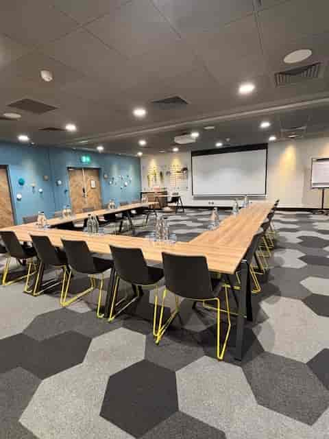 Novotel London Tower Bridge - image 3