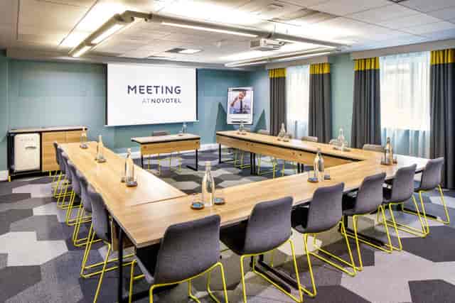 Novotel London City South - image 2