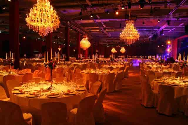 Ramada Plaza Antwerp - image 3