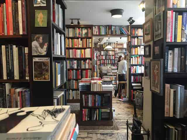 Housmans Bookshop - image 3