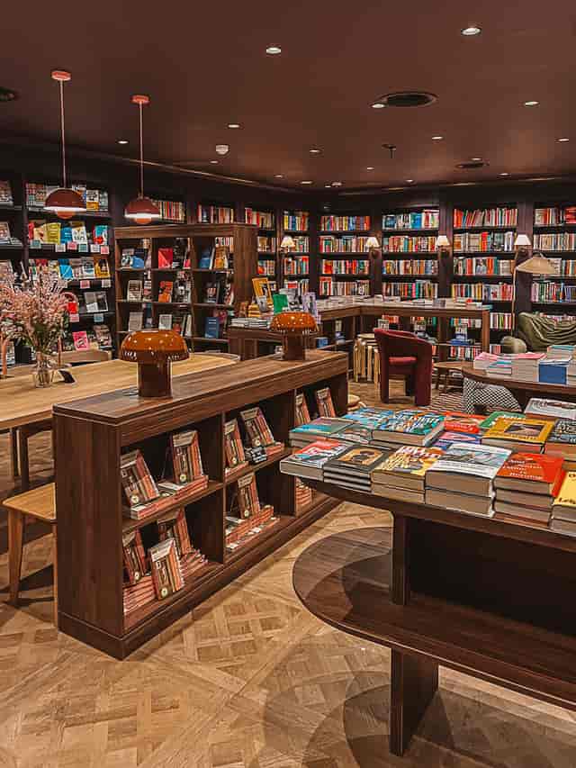 BookBar Chelsea - image 2