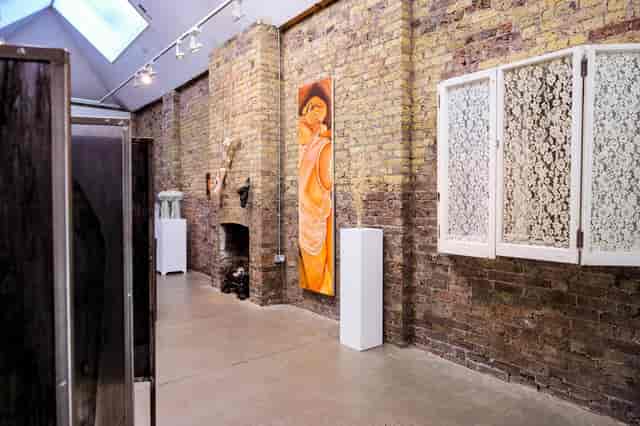 Brick Lane Bookshop - image 3