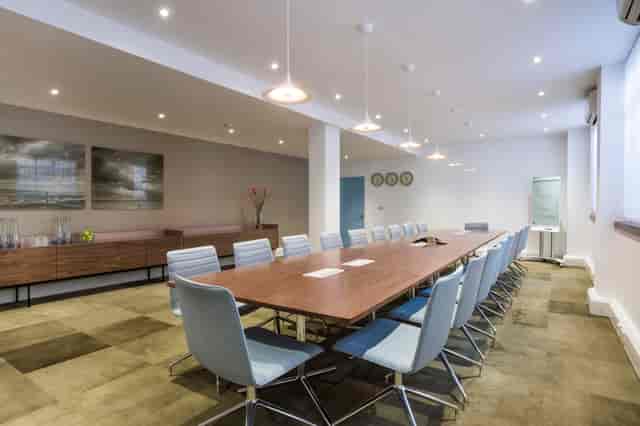 Megaro Hotel - image 2