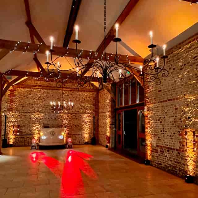 Upwaltham Barns - image 3