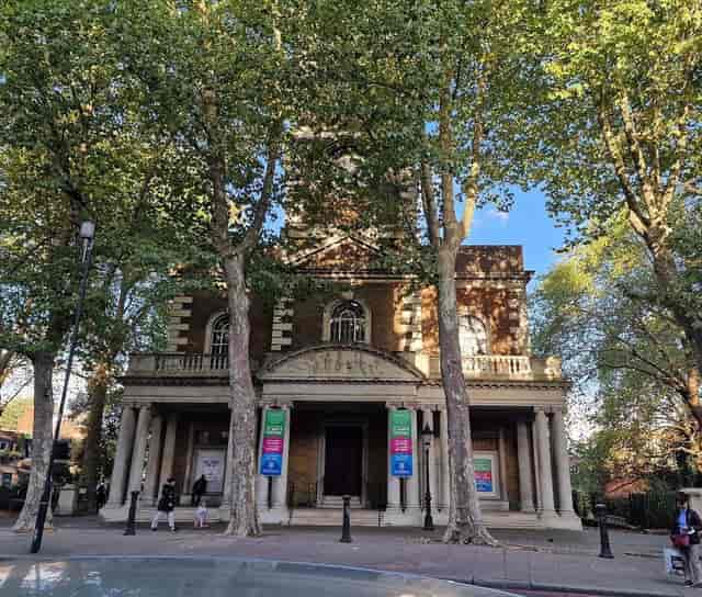 St Mary's Islington - image 2