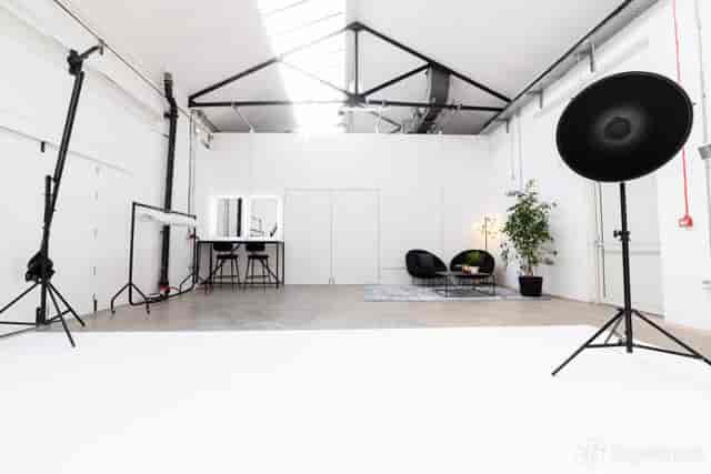 Warehouse 89 - image 2