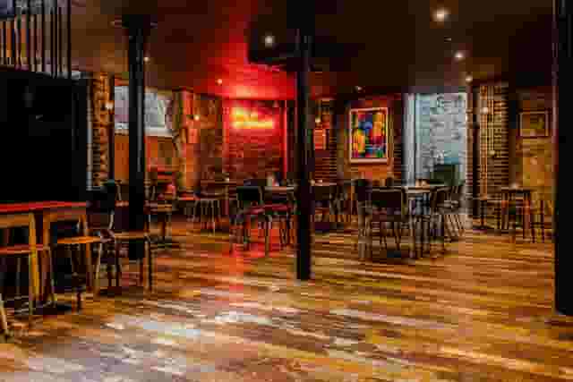 Alice House