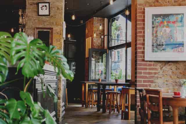 Alice House - image 2