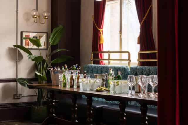 The Dining Carriage