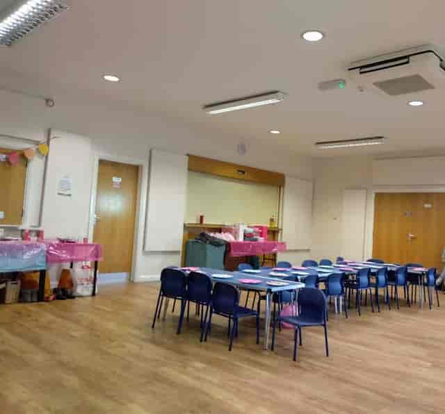 Wootton Community & Sports Centre - image 3