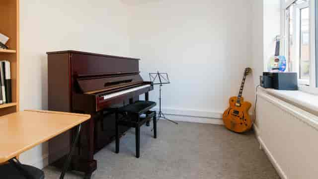 Steinway Hall - image 3